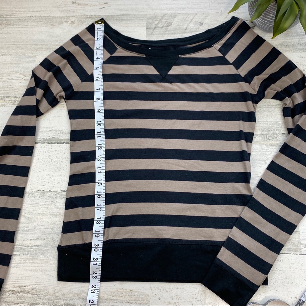 Splash long sleeve top size M - Picture 3 of 4